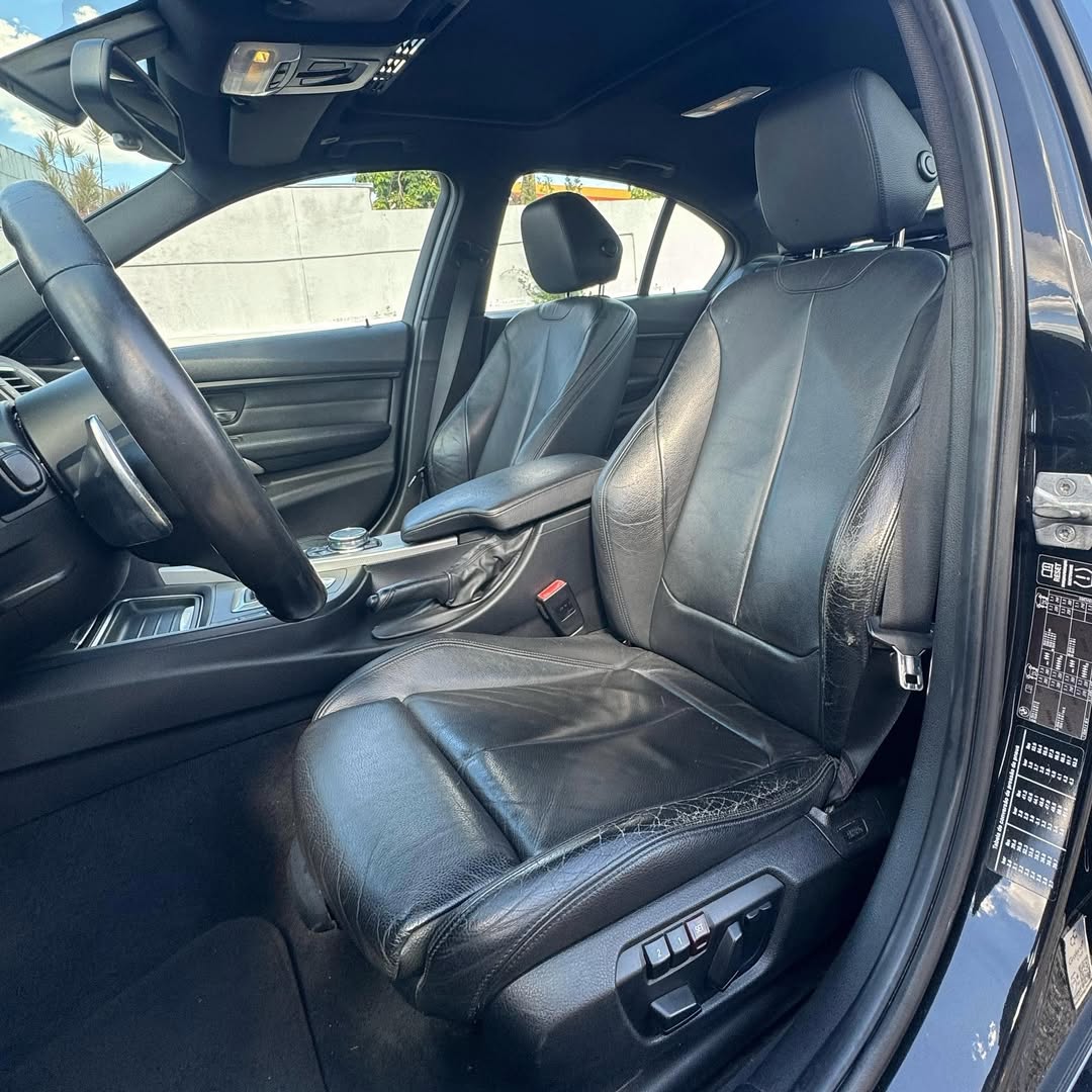 Imagem do Carro 10
