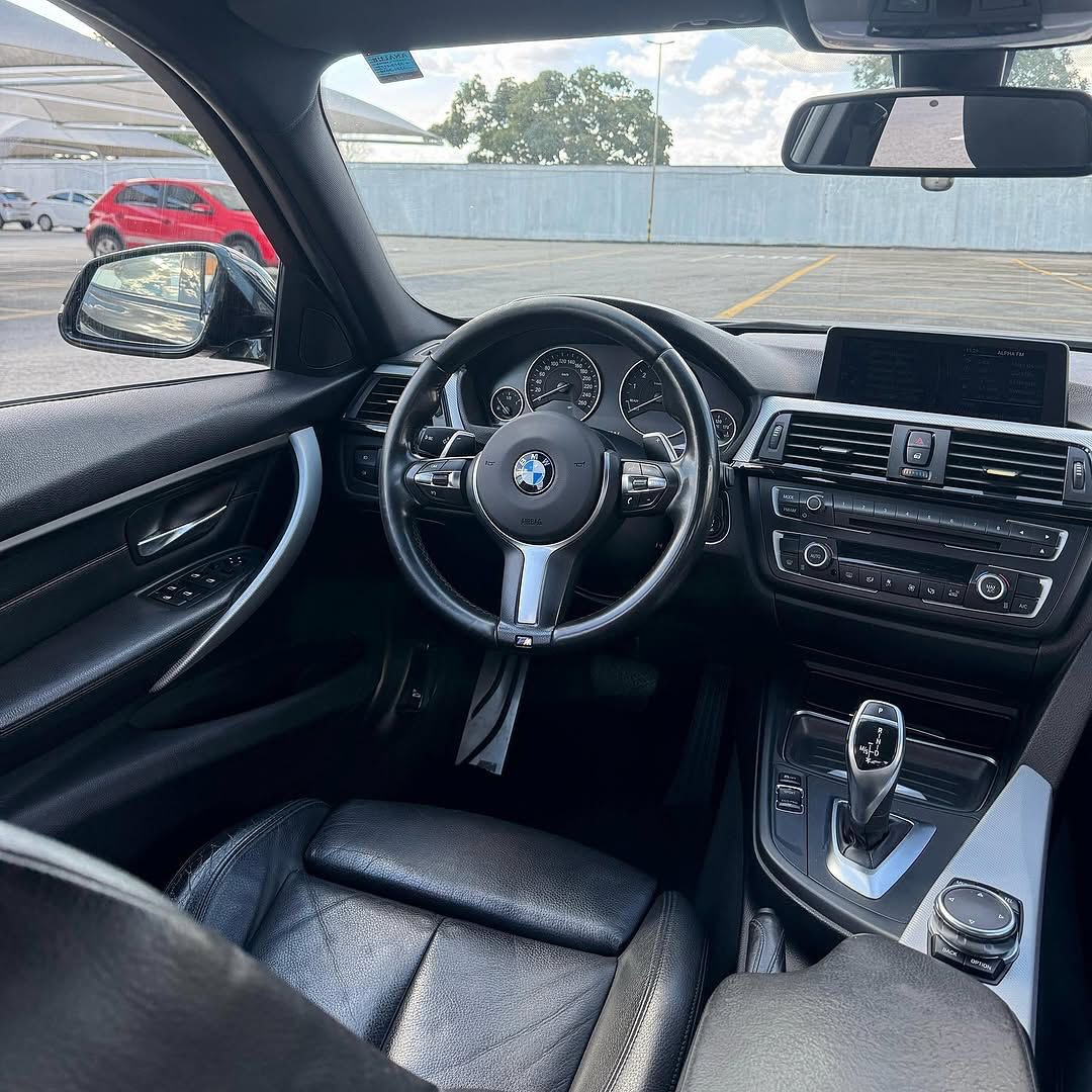 Imagem do Carro 8