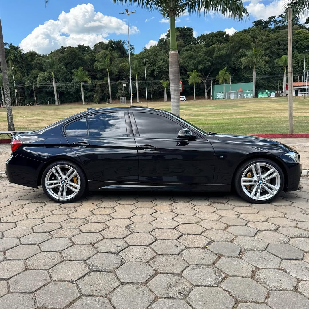 Imagem do Carro 6