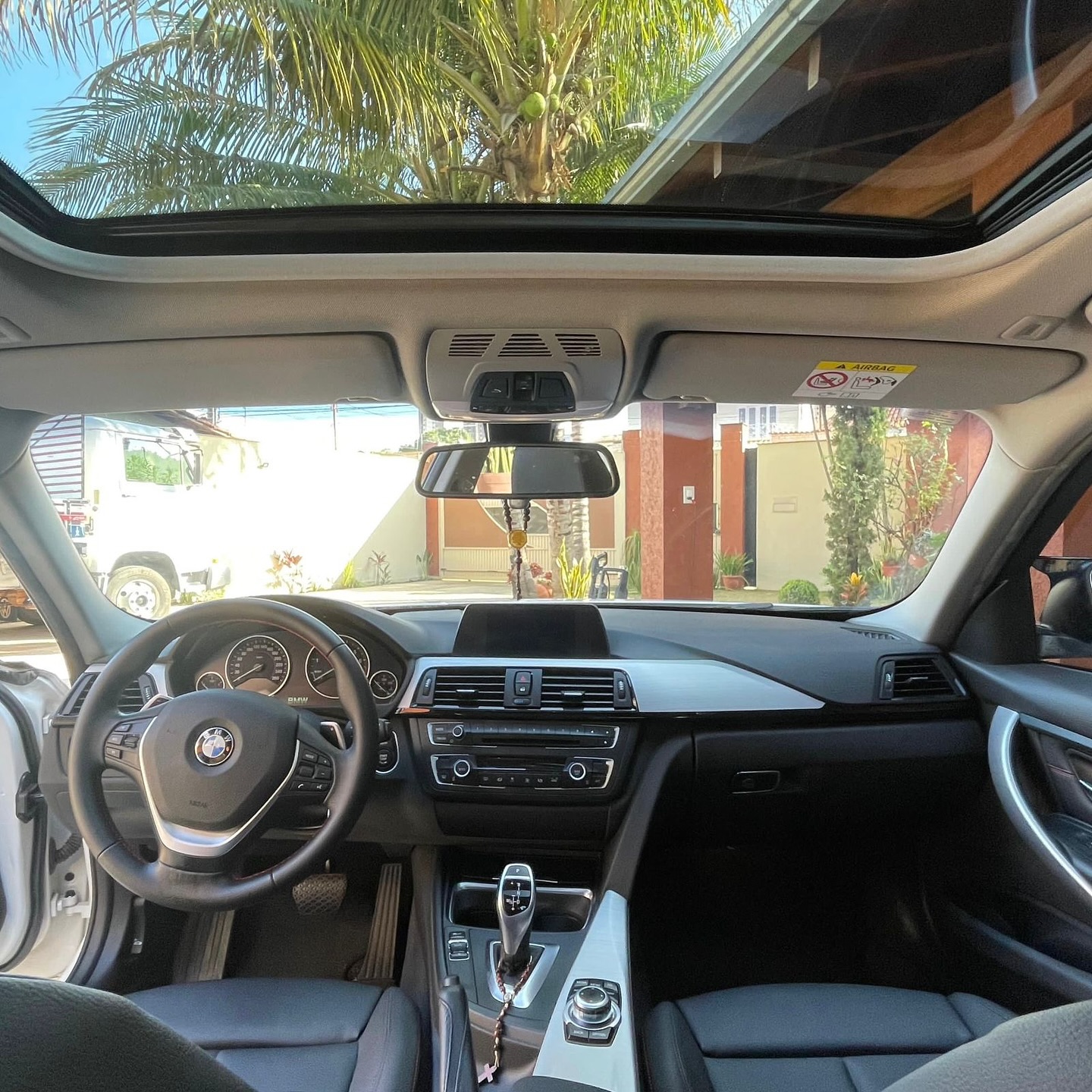 Imagem do Carro 5