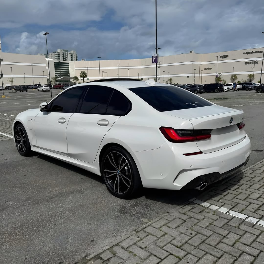 Imagem do Carro 4