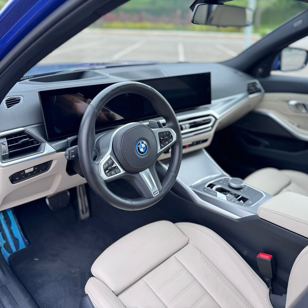 Imagem do Carro 8