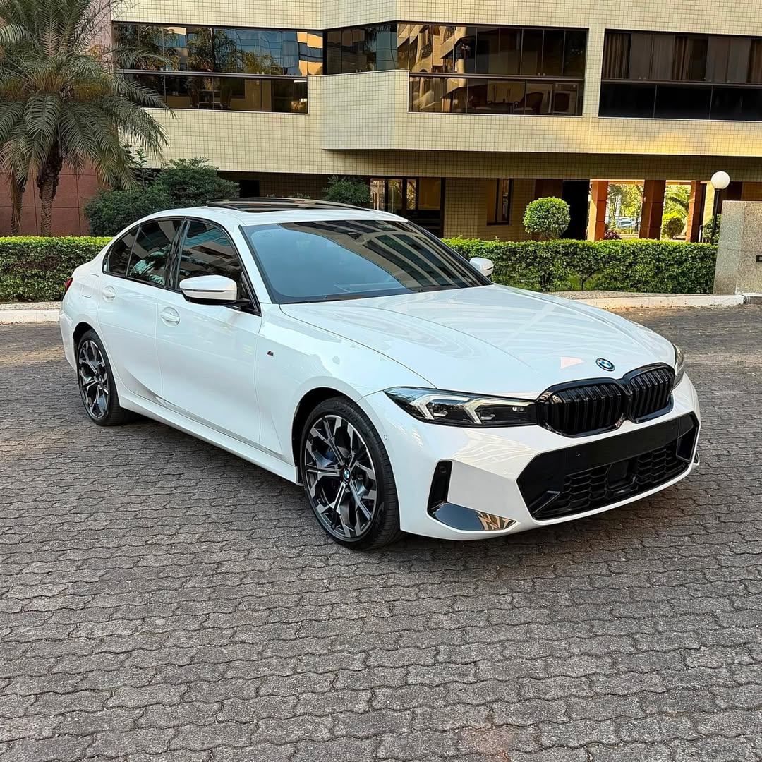BMW 330e M Sport PHEV 2025 18.700km à venda em Brasília, District Federal, Brazil - Foto 5