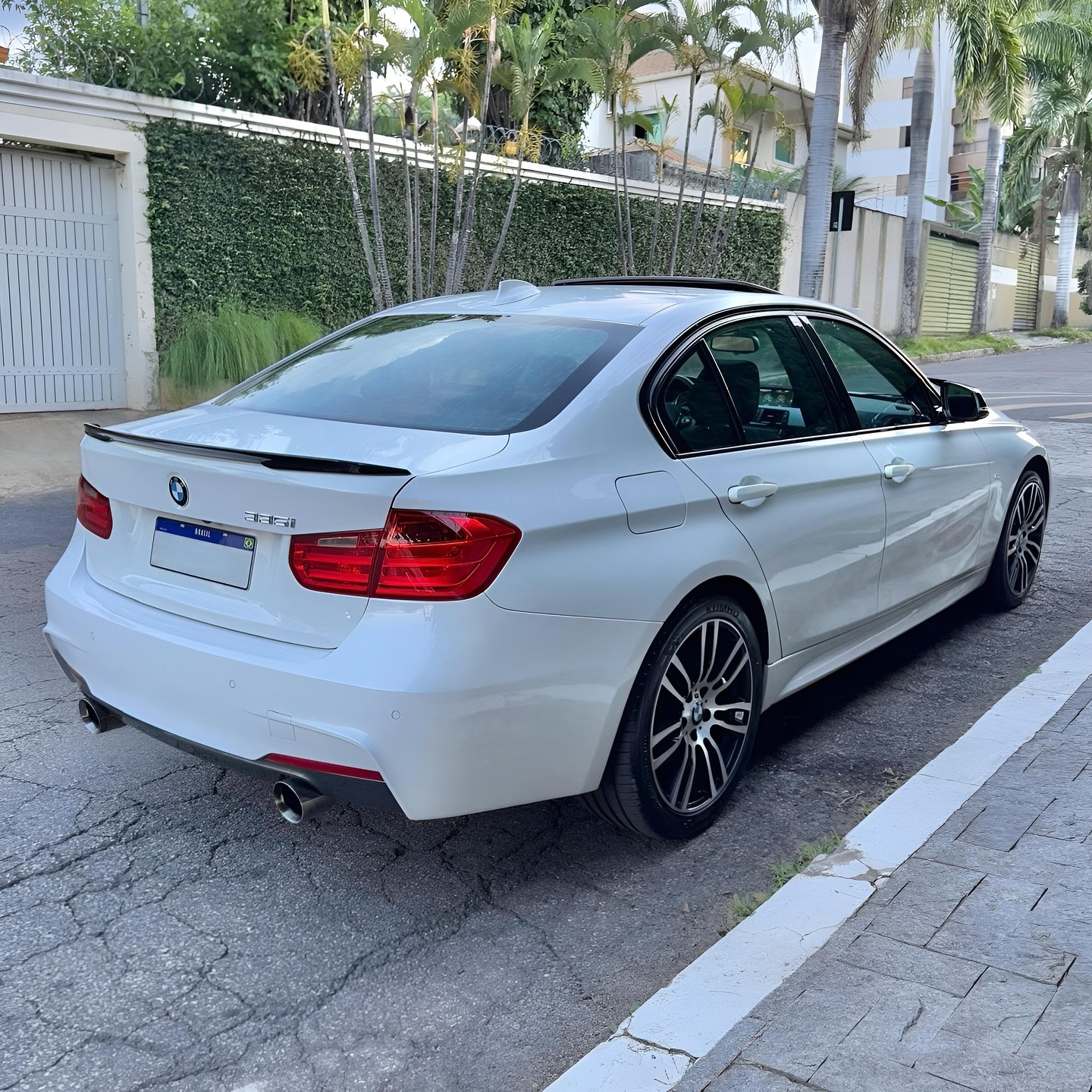 Imagem do Carro 5