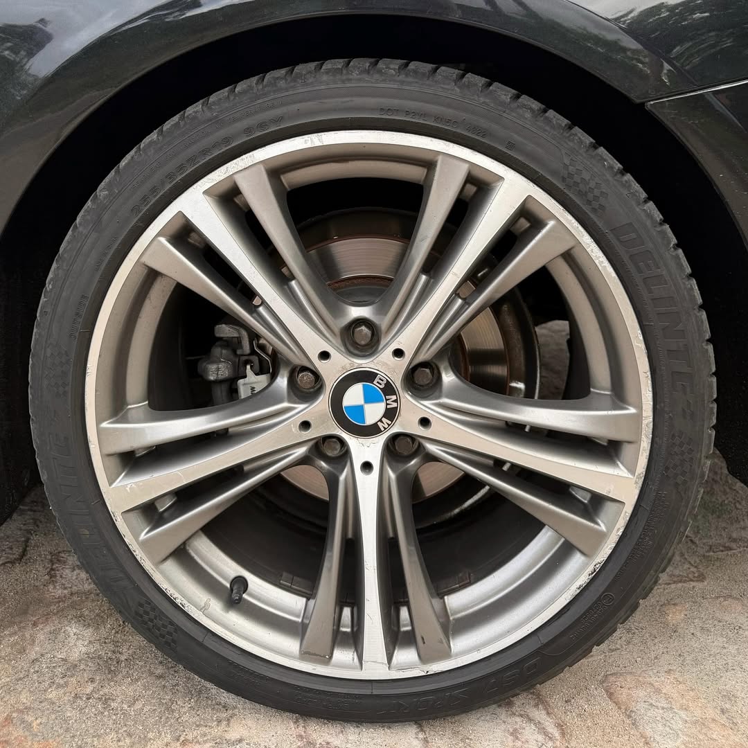 Imagem do Carro 10