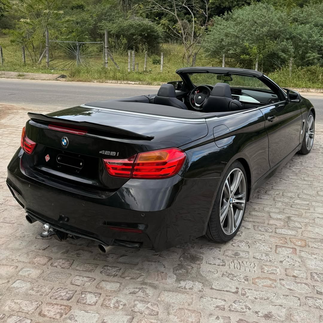Imagem do Carro 6