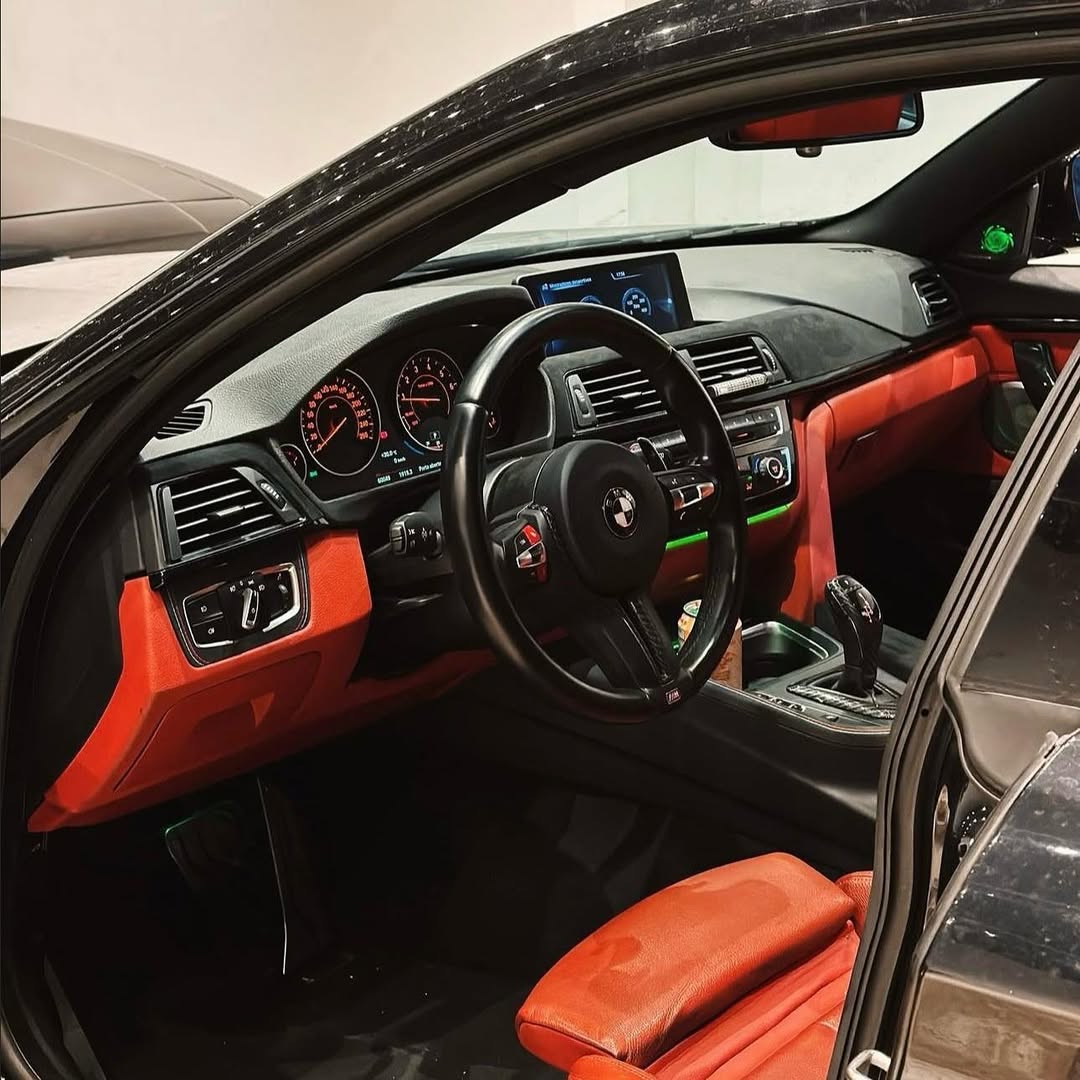Imagem do Carro 8