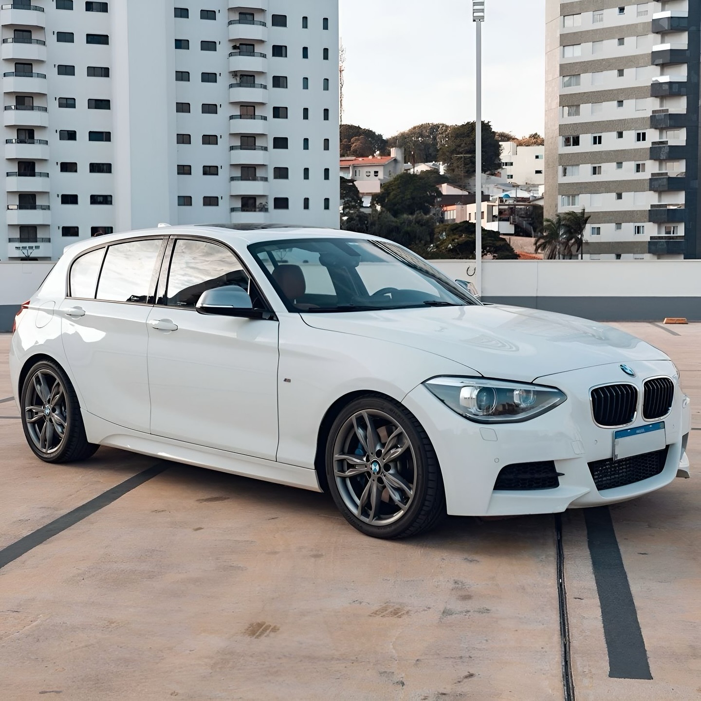 Imagem do Carro 5