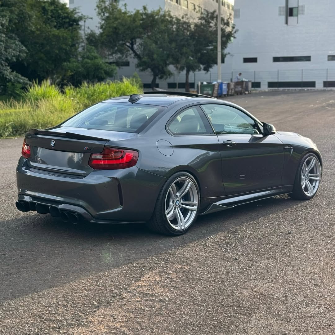 Imagem do Carro 5