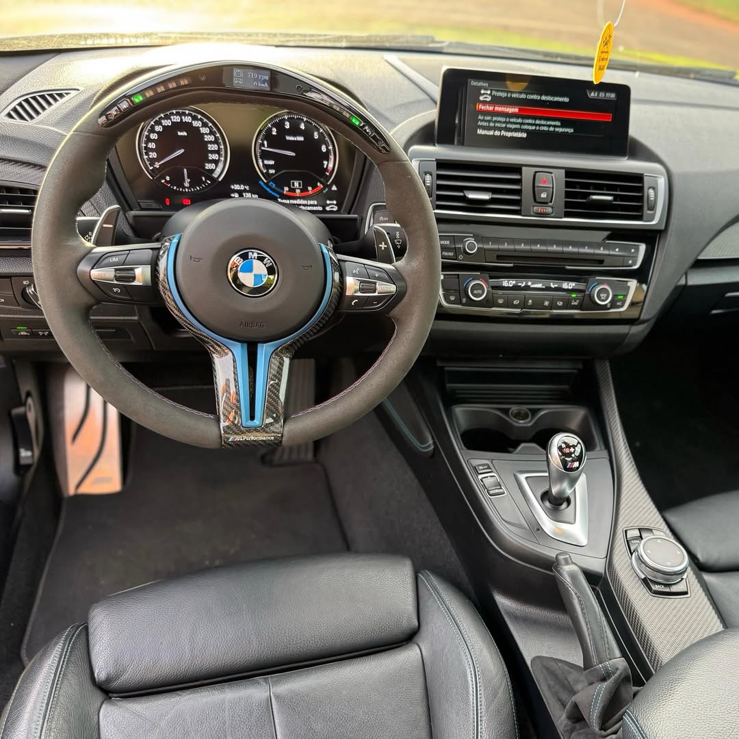 Imagem do Carro 8