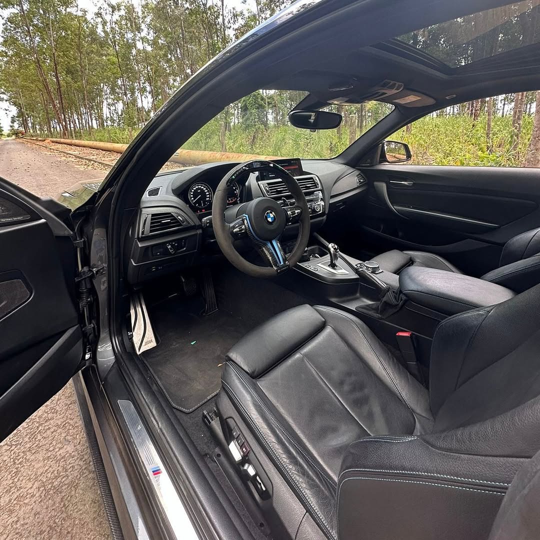 Imagem do Carro 9