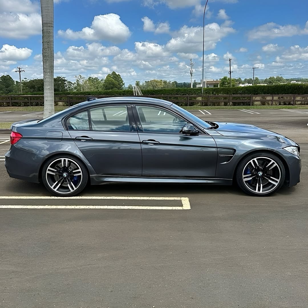 Imagem do Carro 6