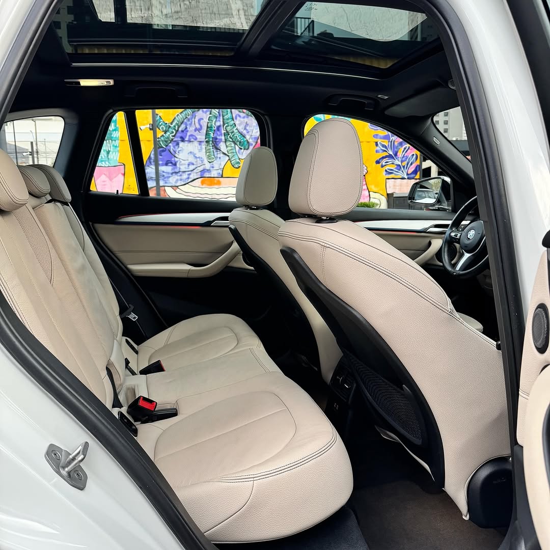 Imagem do Carro 9