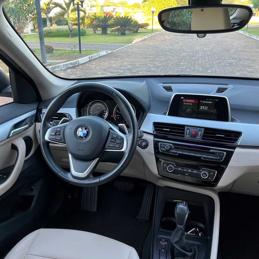 Imagem do Carro 7