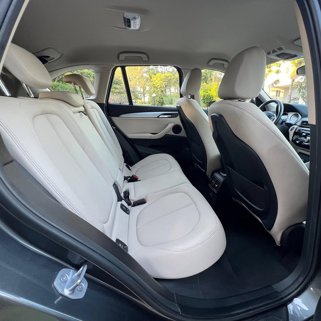 Imagem do Carro 9