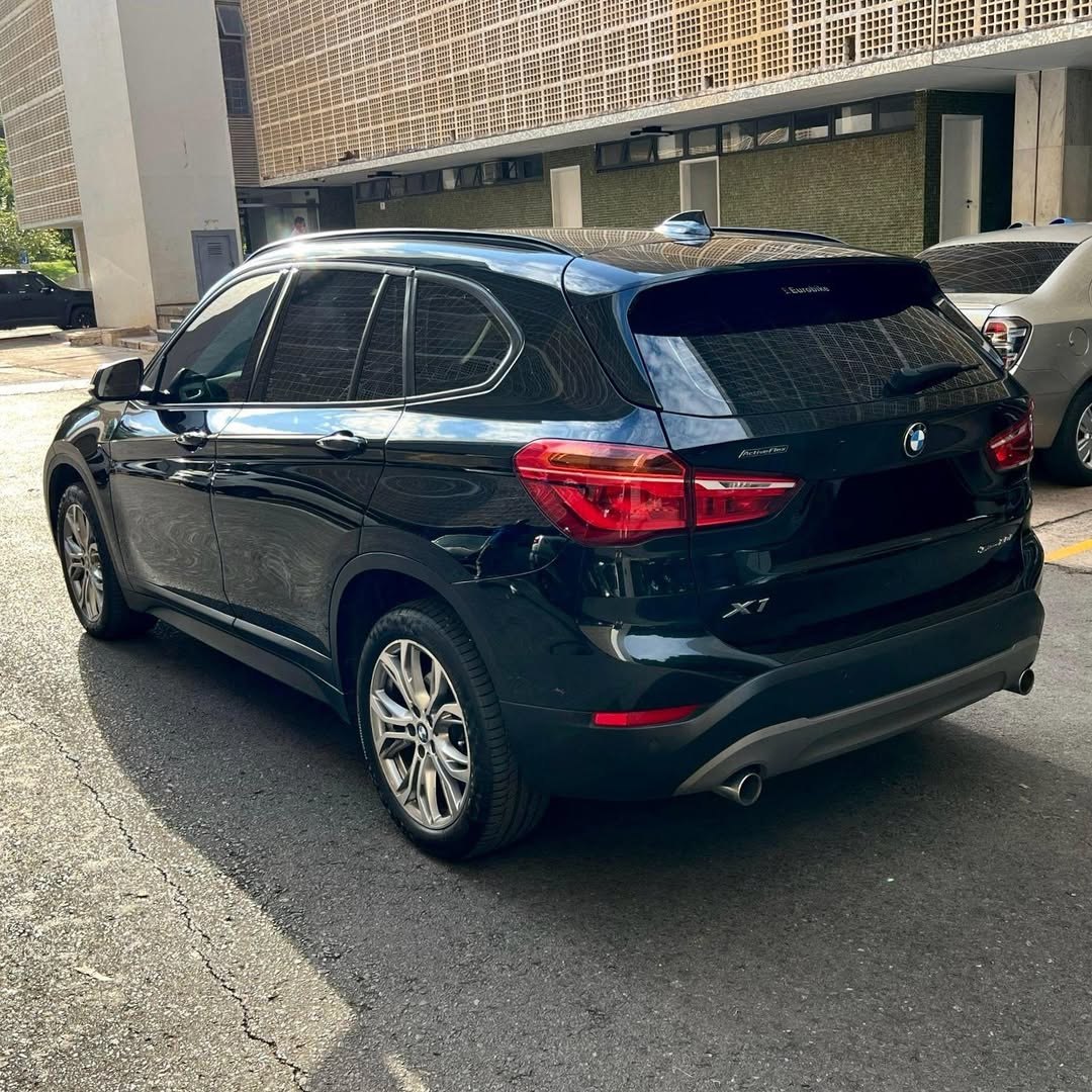Imagem do Carro 5