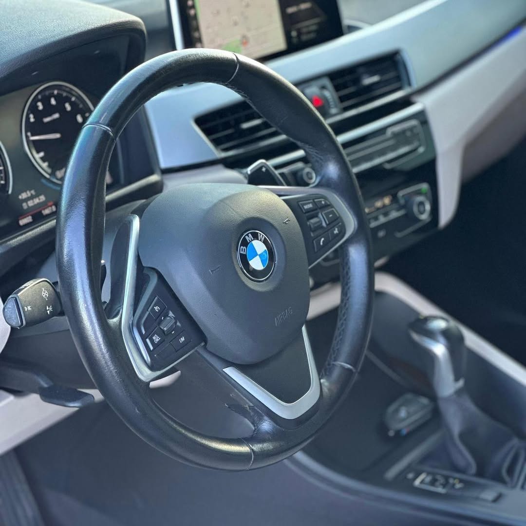 Imagem do Carro 9
