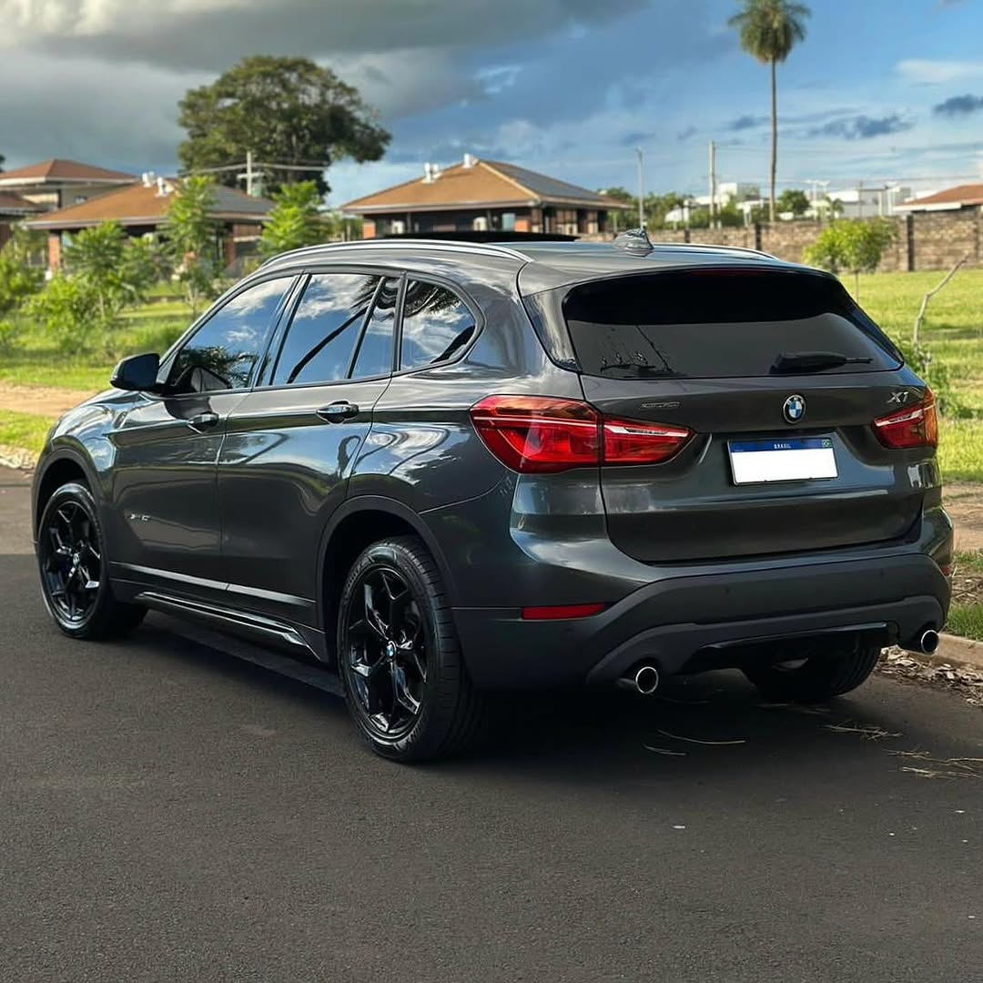 Imagem do Carro 3