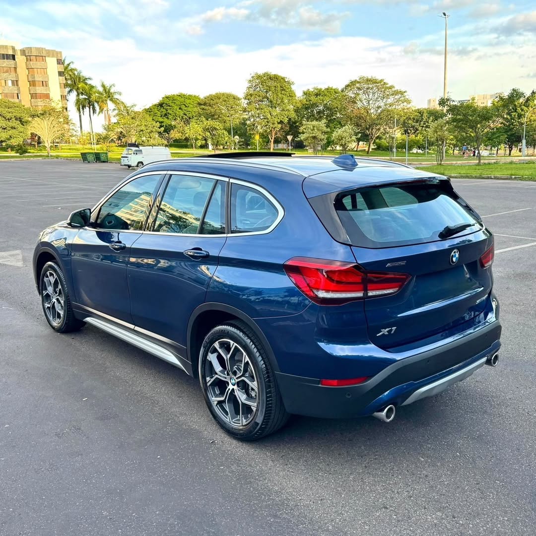 Bmw X1 sDrive20i X-Line 21/22 à venda em Brasília, District Federal, Brazil - Foto 3