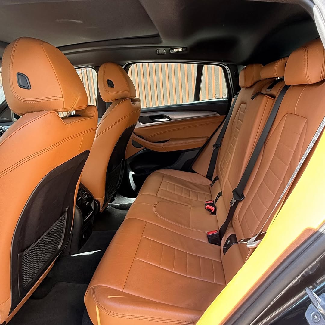 Imagem do Carro 9