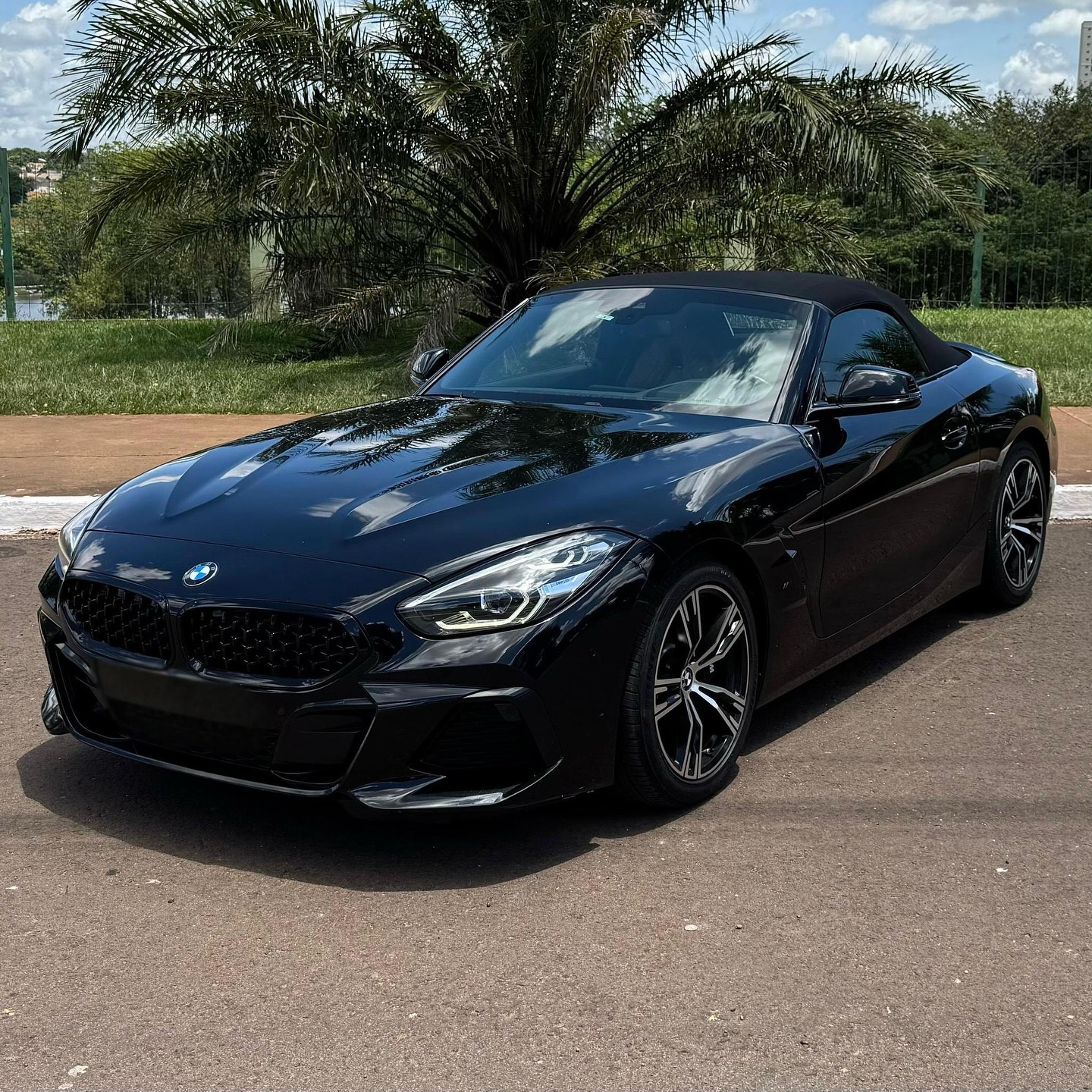 Imagem do Carro 2