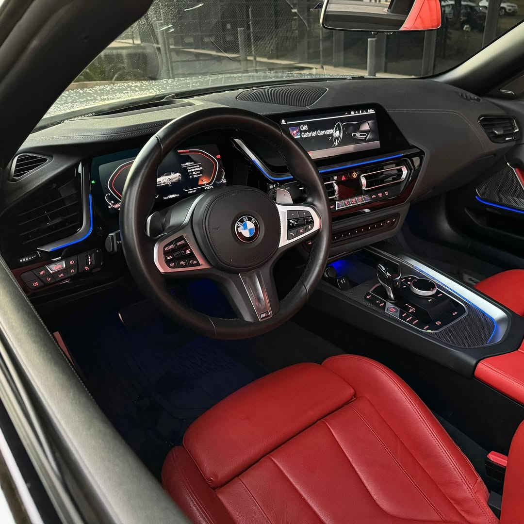 Imagem do Carro 8