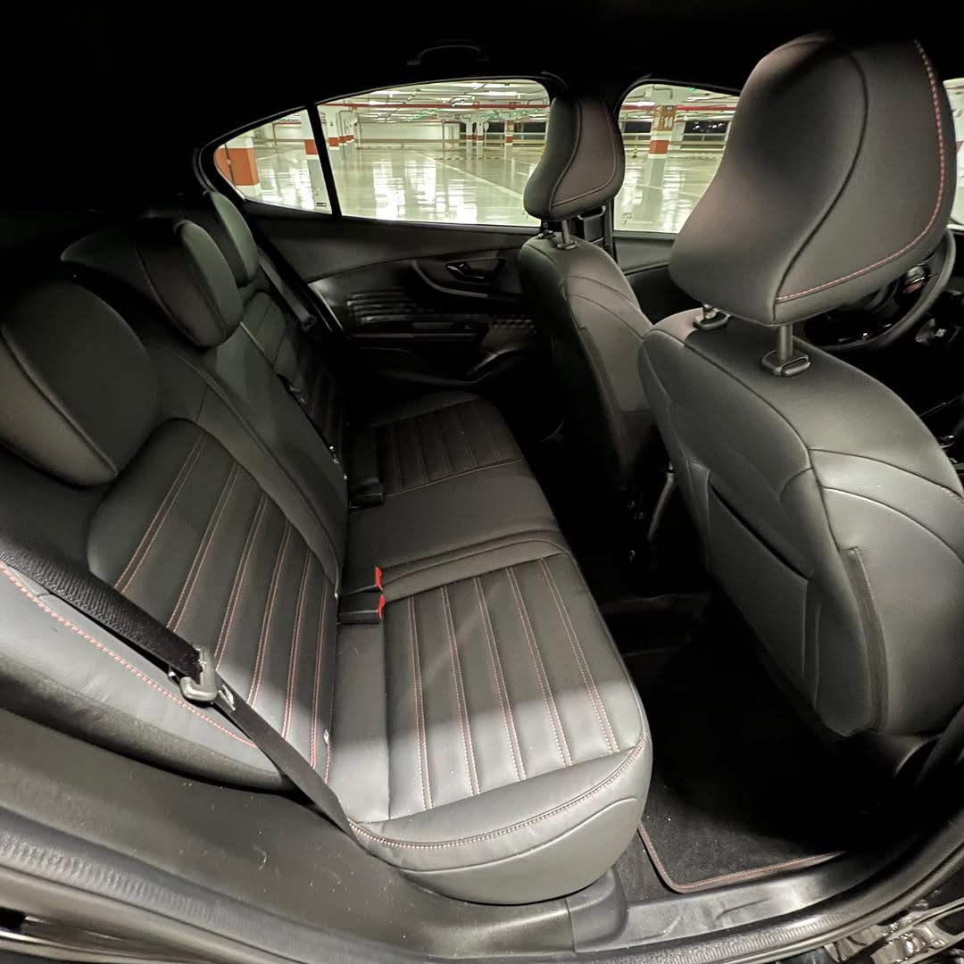 Imagem do Carro 10