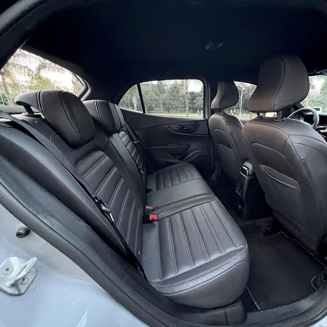 Imagem do Carro 10