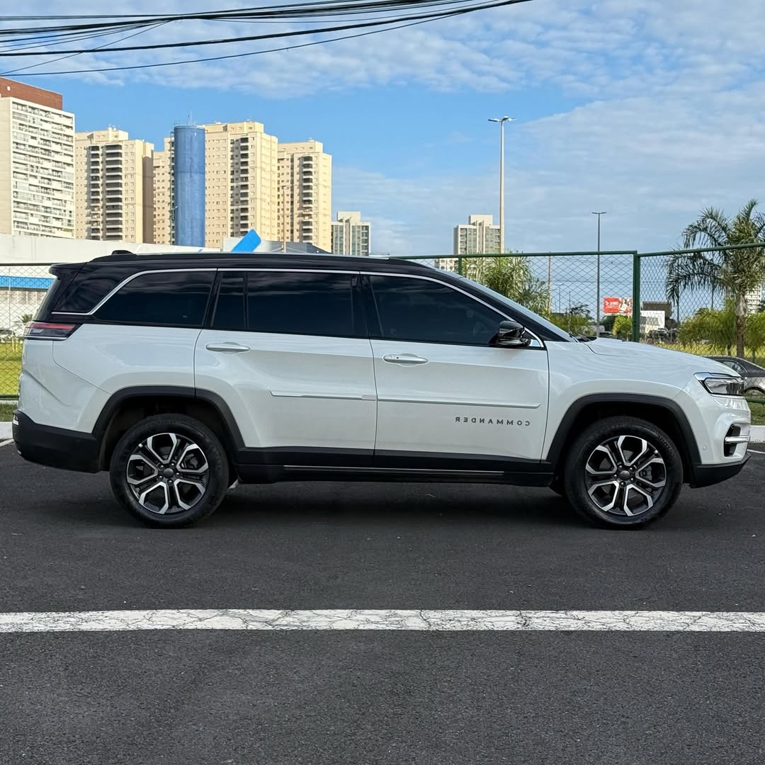 Imagem do Carro 8