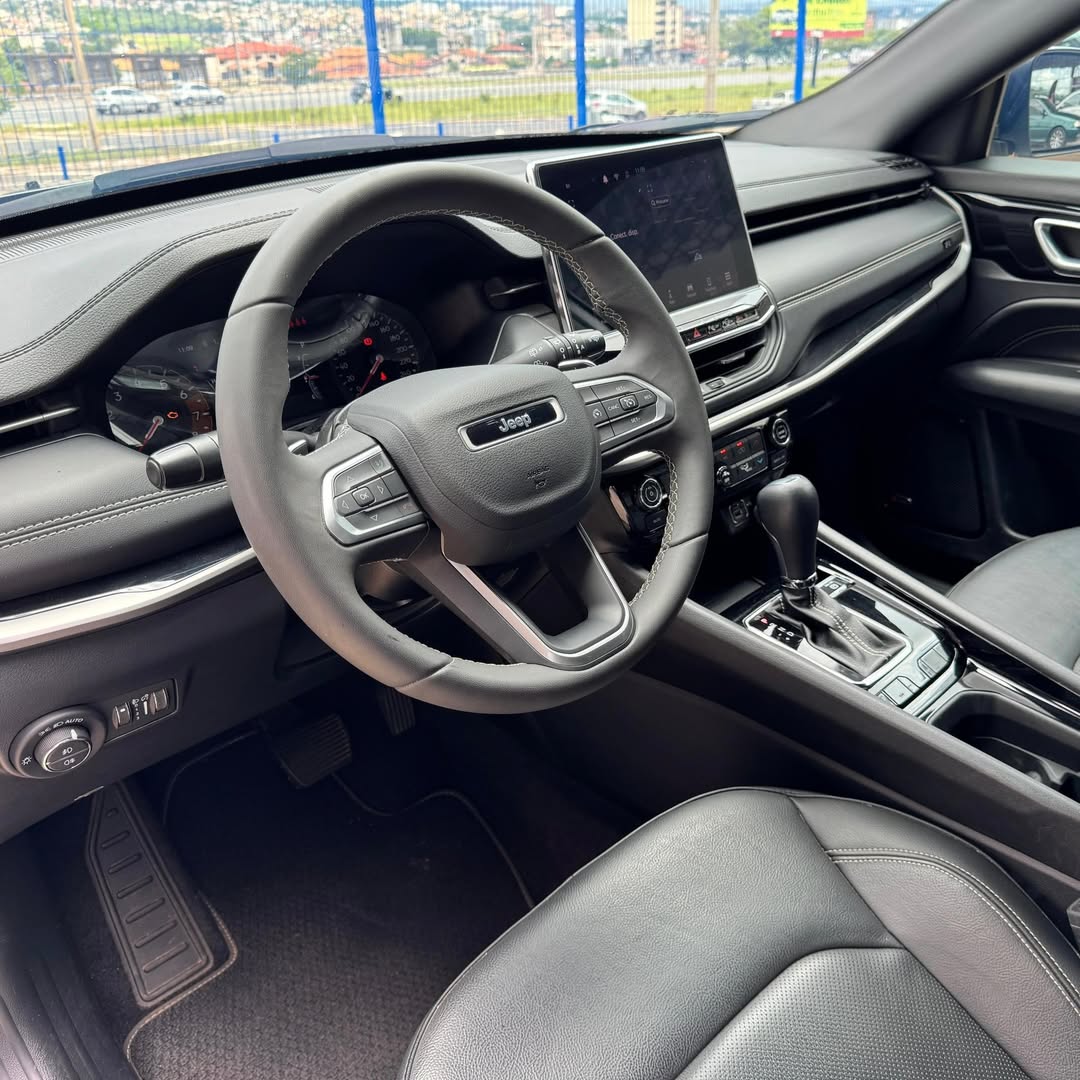 Jeep Compass Longitude 80 anos 2022 à venda em Brasília, District Federal, Brazil - Foto 8