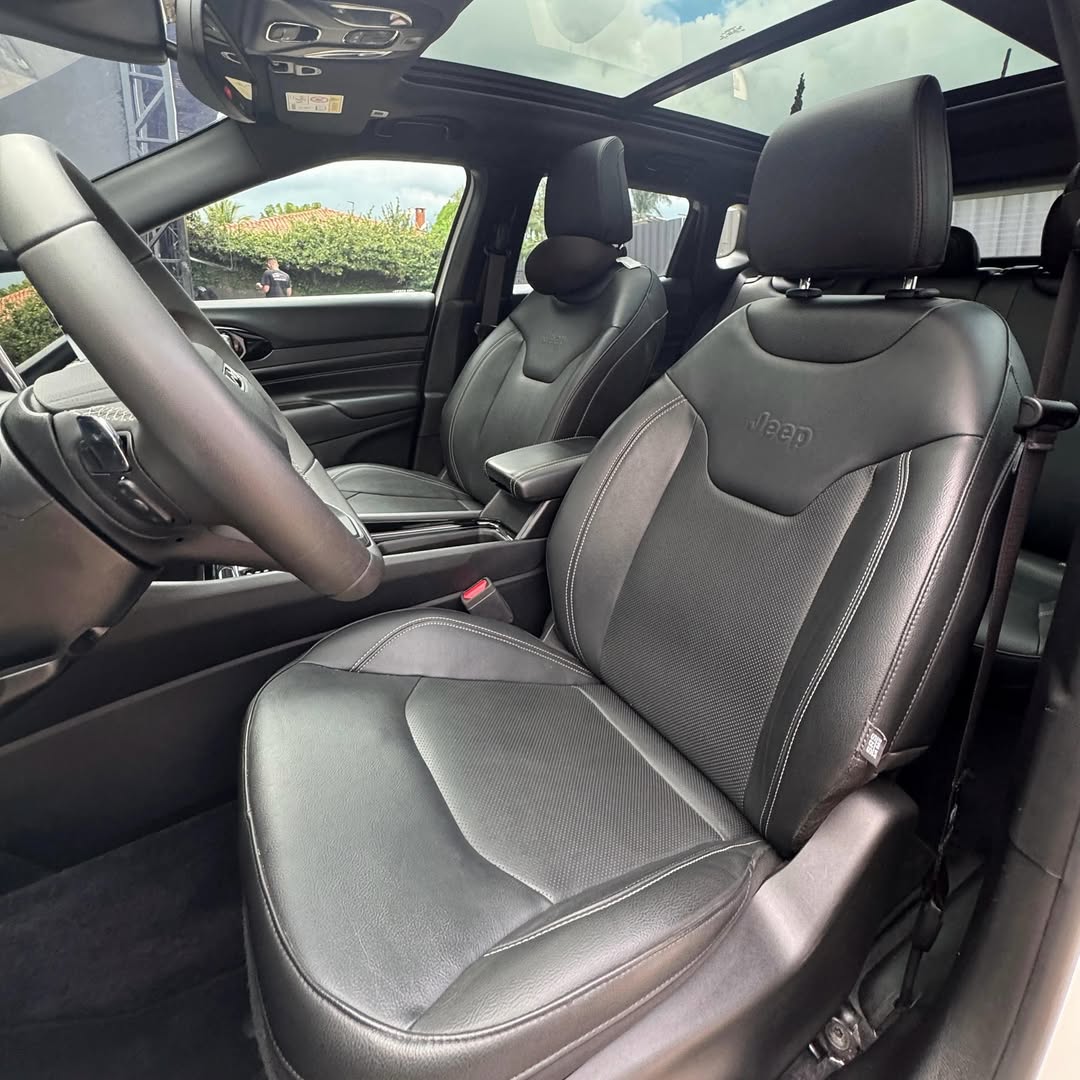 Imagem do Carro 8
