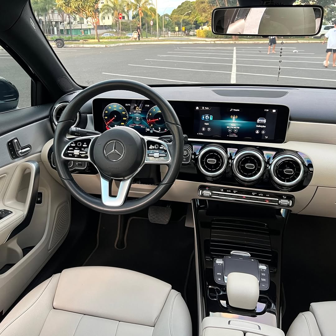 Imagem do Carro 8