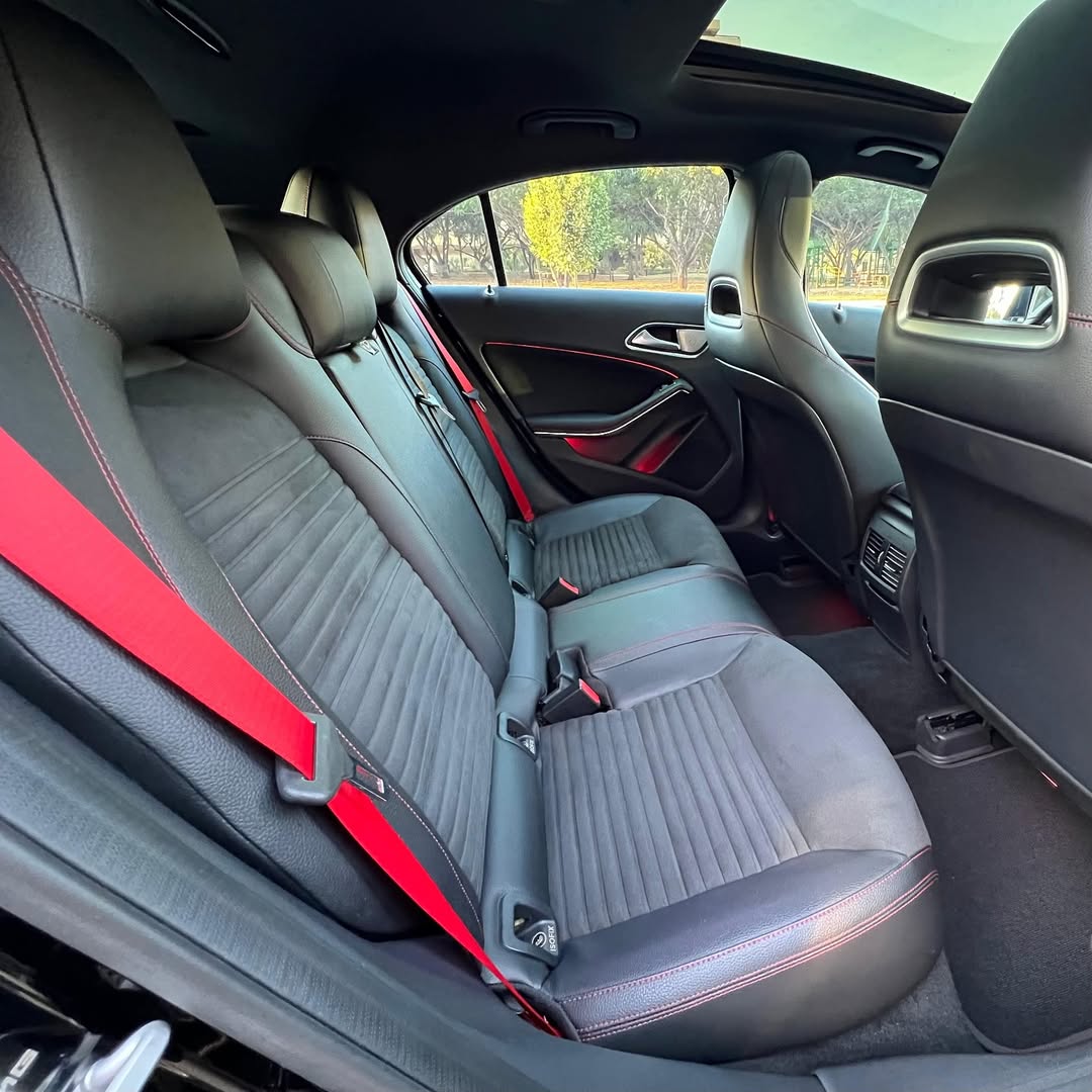 Imagem do Carro 10