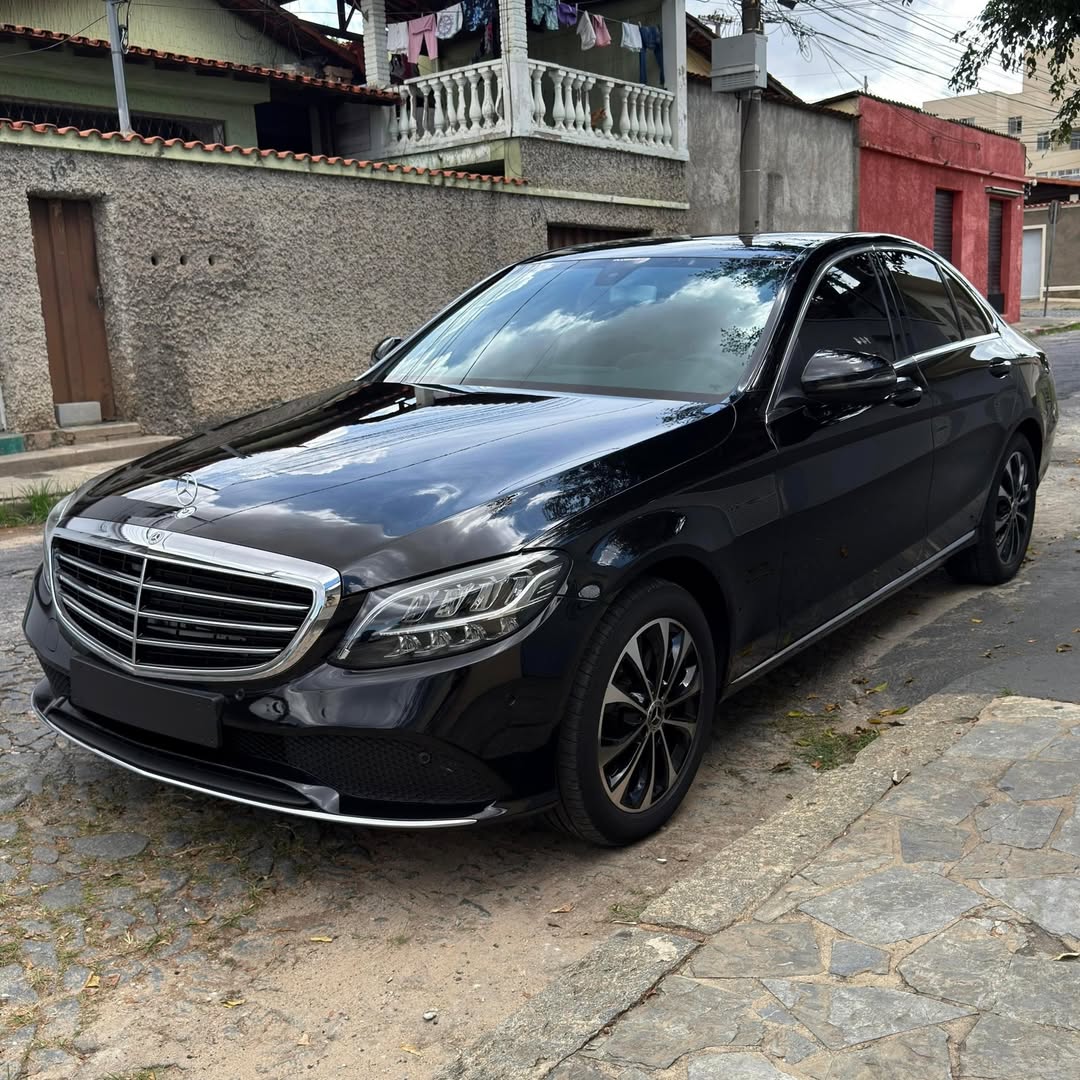Mercedes C180 Exclusive 2020 à venda em Belo Horizonte, Minas Gerais, Brasil - Foto 2