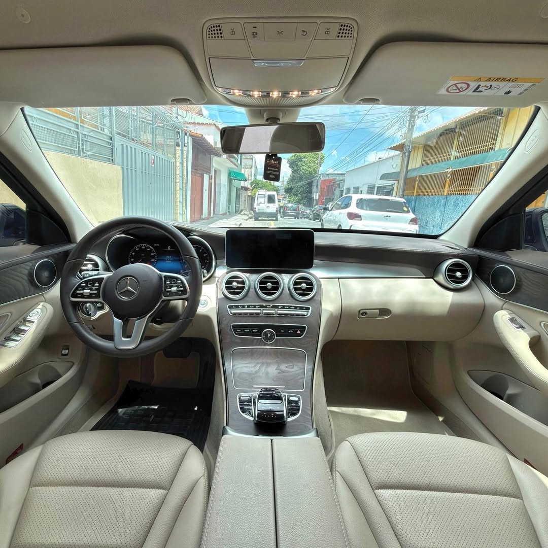 Mercedes C180 Exclusive 2020 à venda em Belo Horizonte, Minas Gerais, Brasil - Foto 7