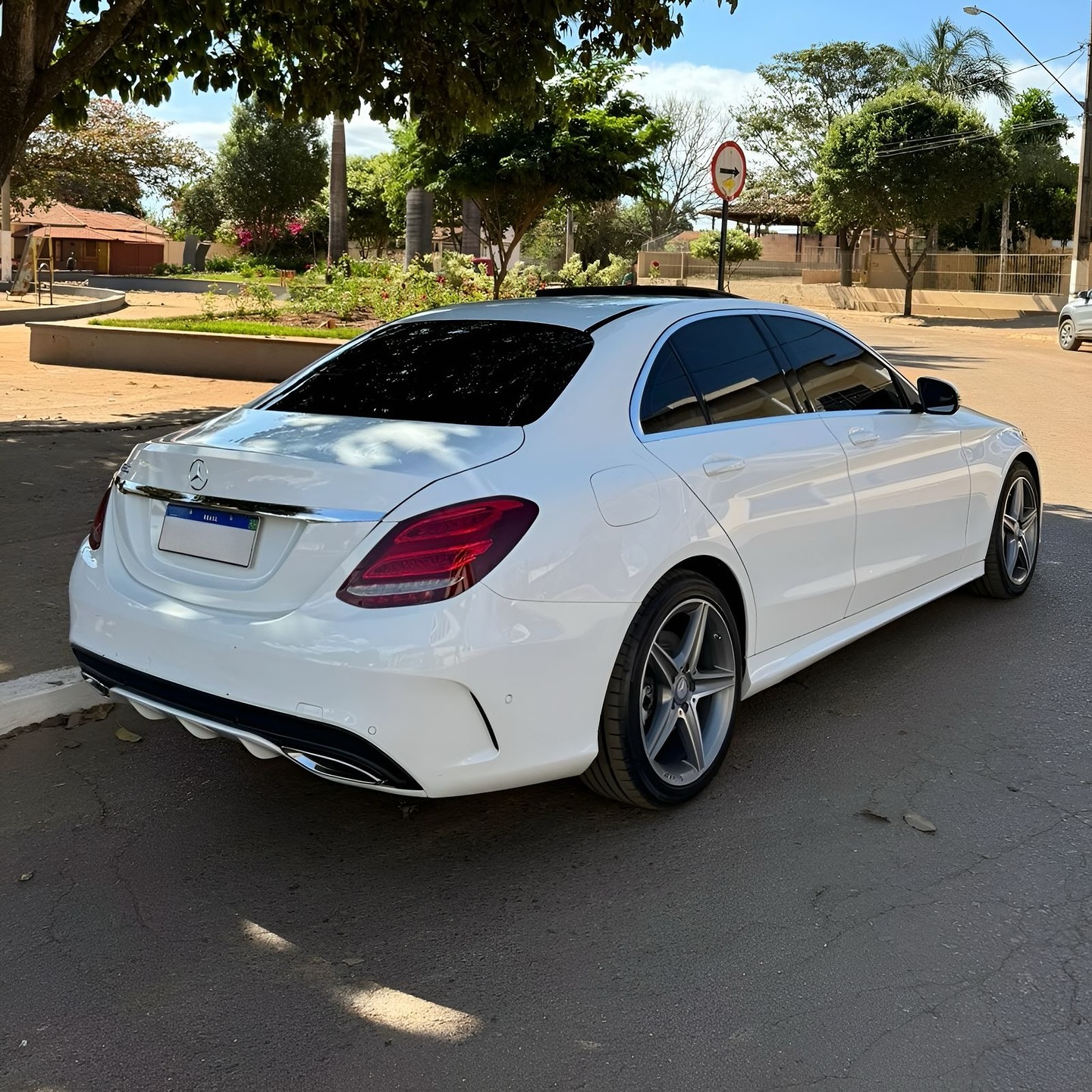 Imagem do Carro 5