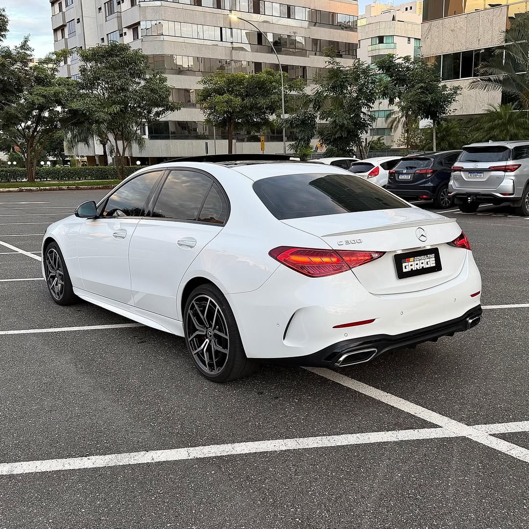 Mercedes C300 AMG Line Híbrido 2022 à venda em Brasília, District Federal, Brazil - Foto 3