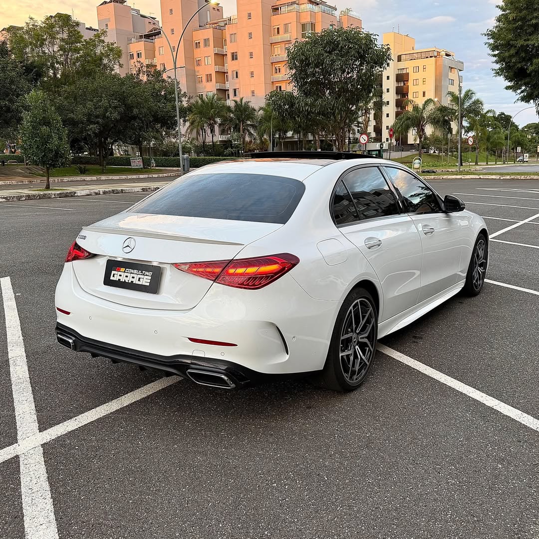 Mercedes C300 AMG Line Híbrido 2022 à venda em Brasília, District Federal, Brazil - Foto 4