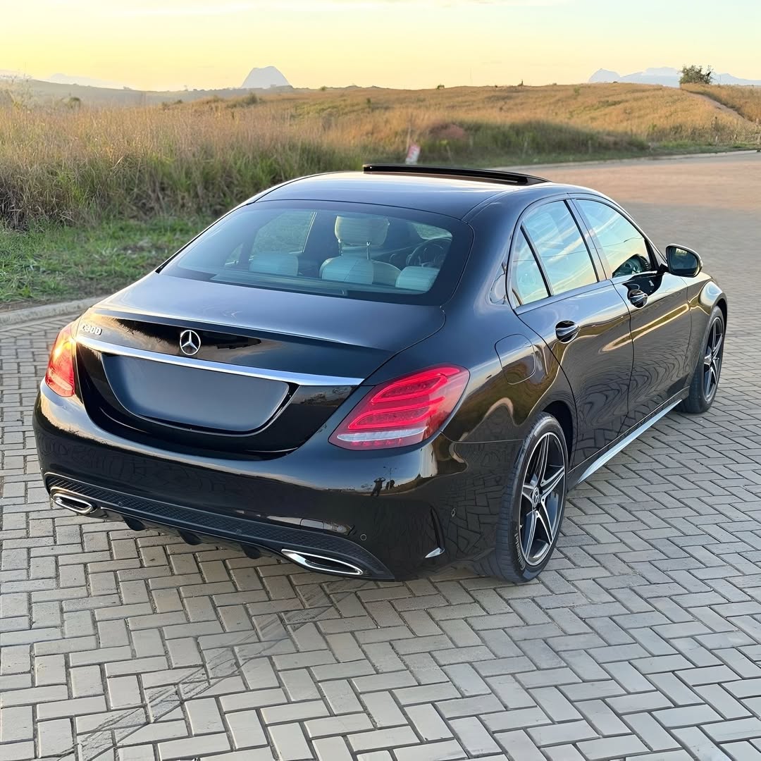 Imagem do Carro 5