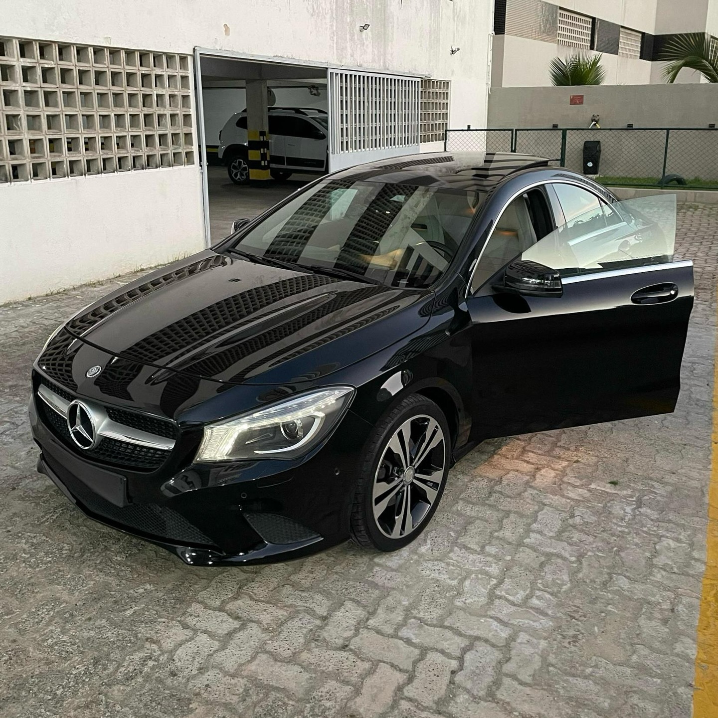 Imagem do Carro 4