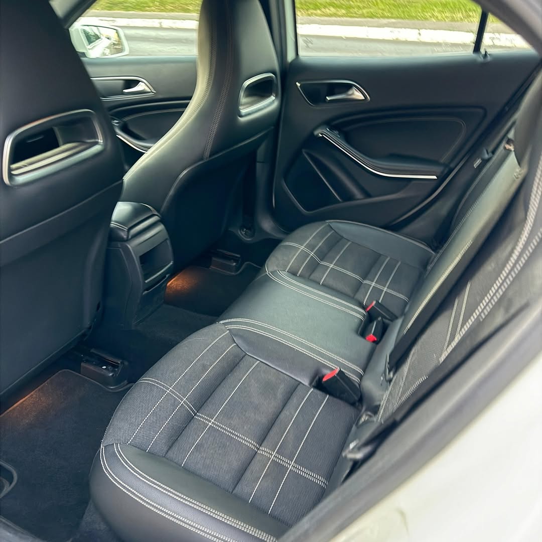 Imagem do Carro 9