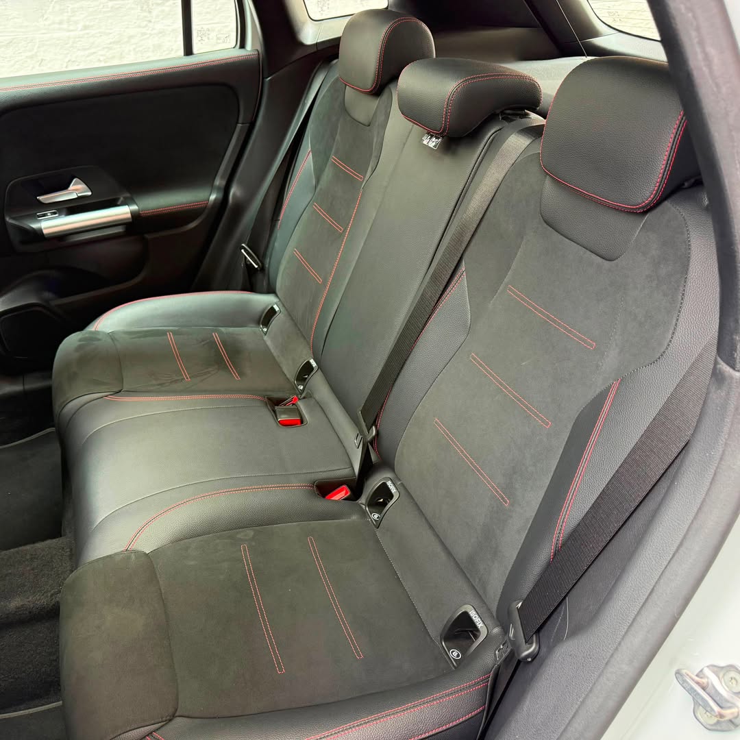 Mercedes GLA 200 AMG Line 23/23 30.000km à venda em セアラー州 - Foto 8
