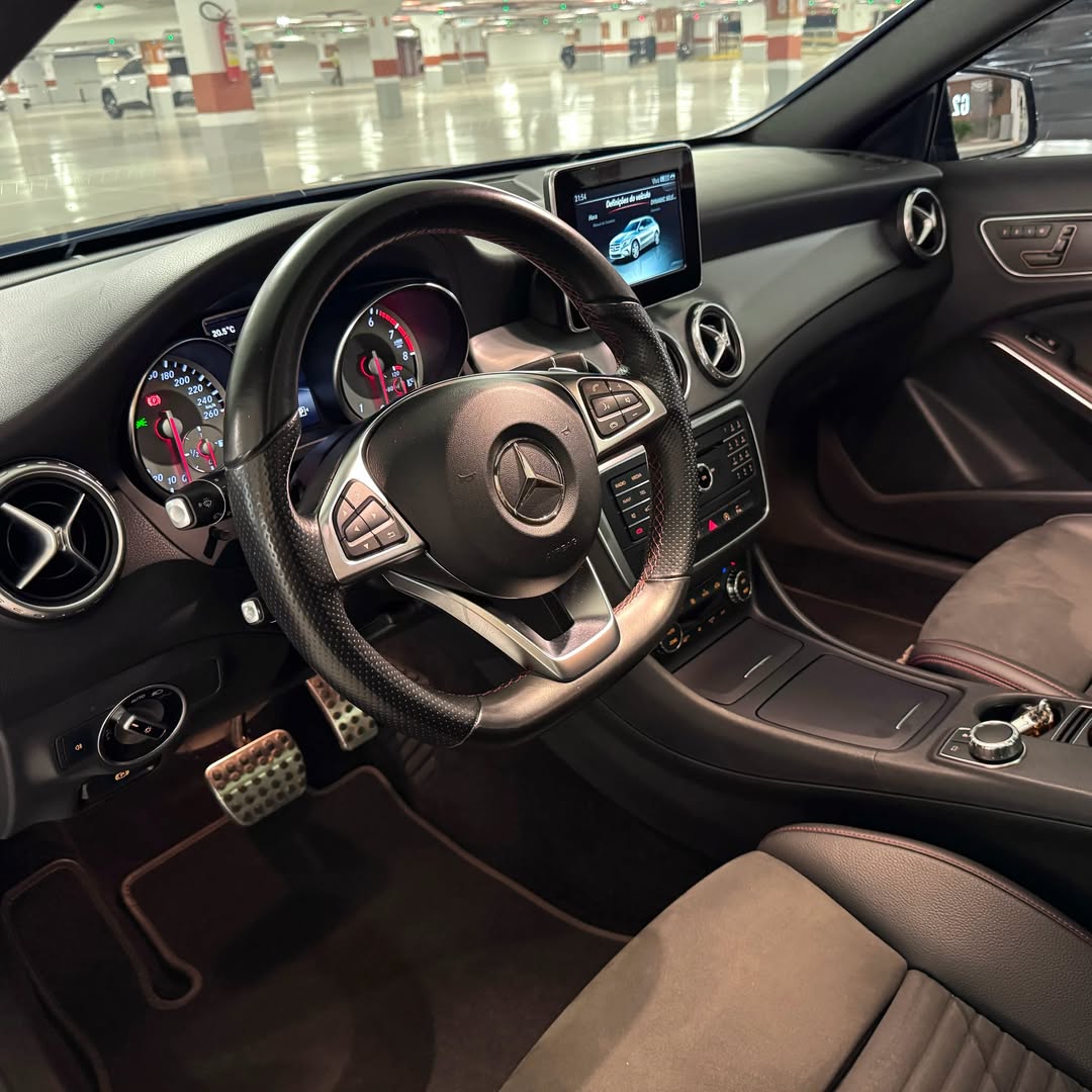 Mercedes GLA 250 Sport 16/16 71.000km à venda em Brasília, District Federal, Brazil - Foto 8