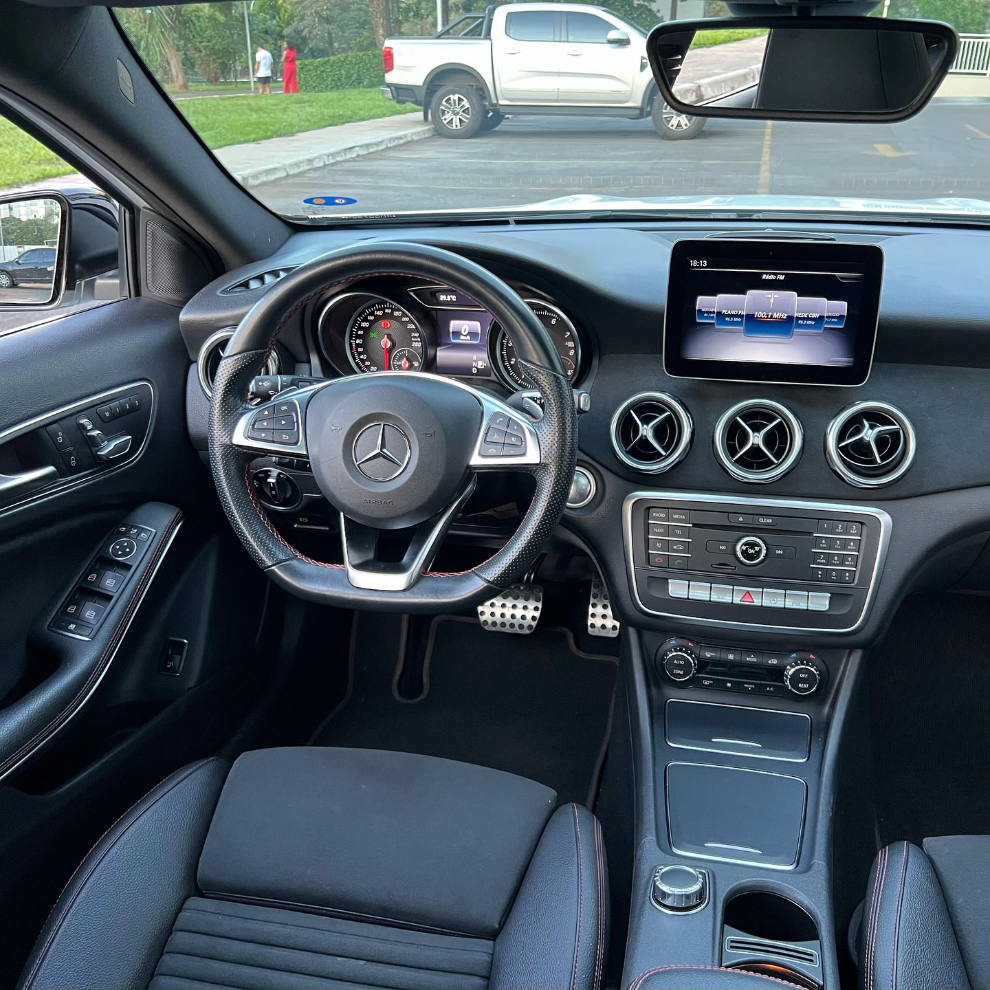 Imagem do Carro 8