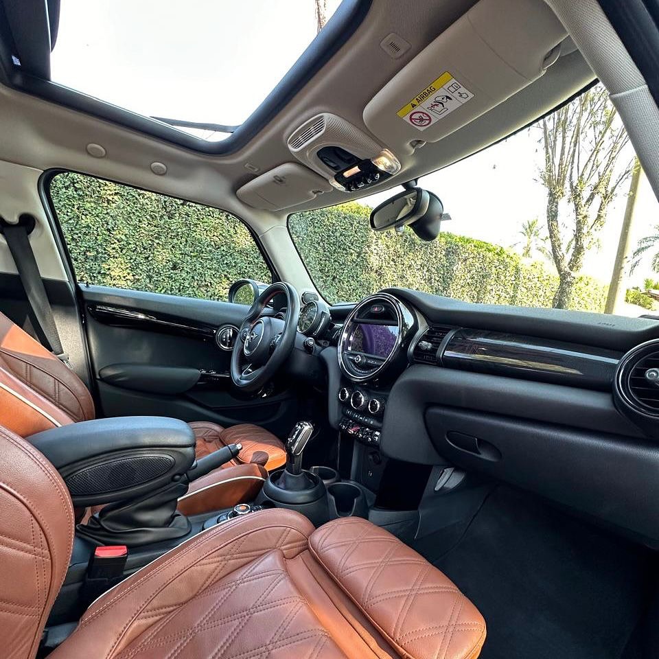 Imagem do Carro 8