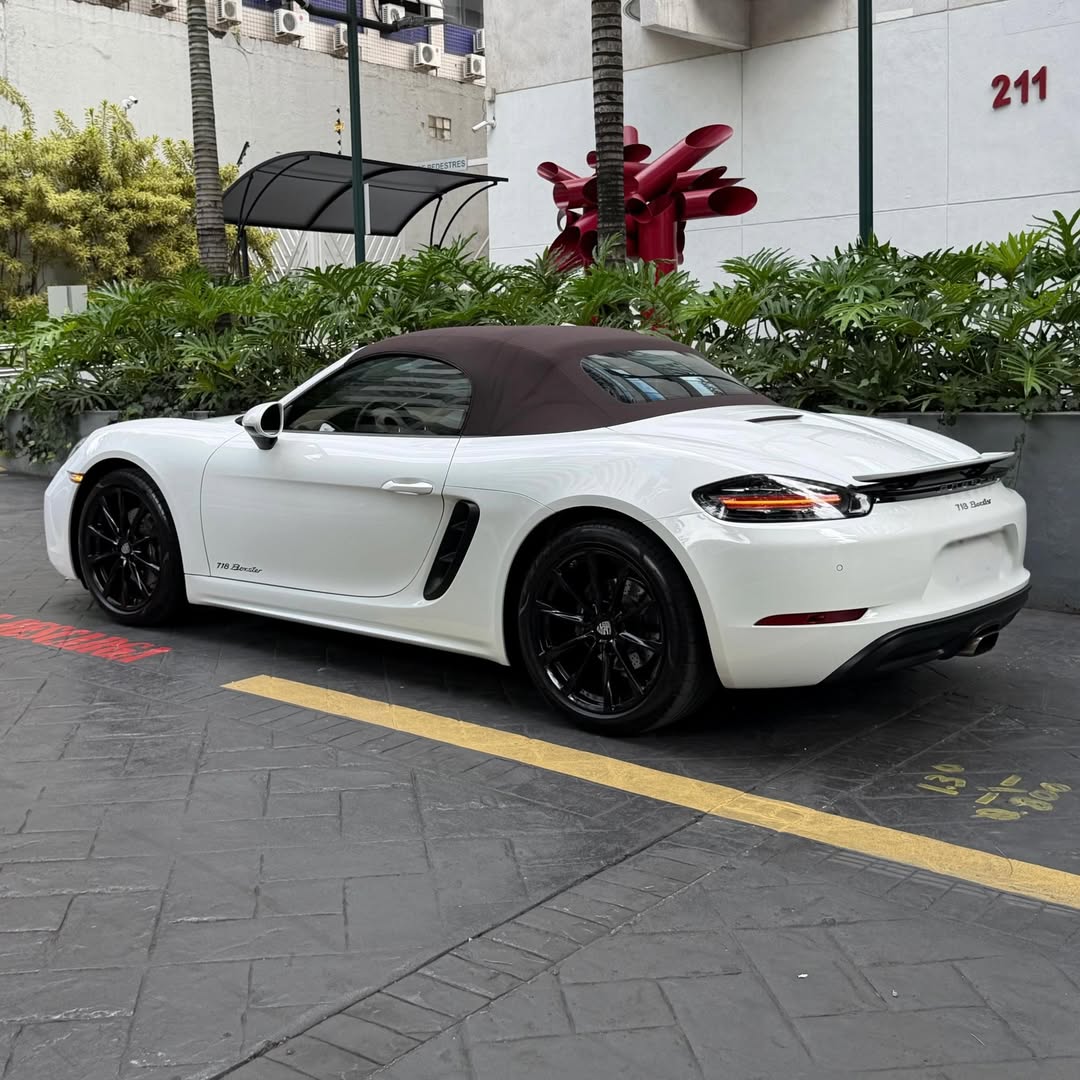 Porsche 718 Boxster 2017 à venda em São Paulo, Brazil - Foto 3