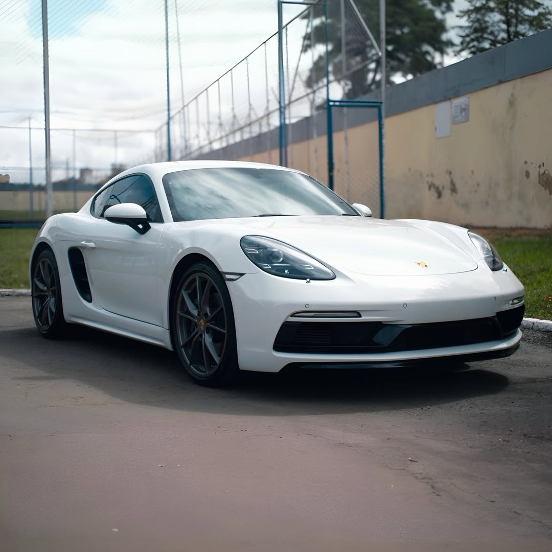 Porsche 718 Cayman 2024 à venda em Brasília, District Federal, Brazil - Foto 7