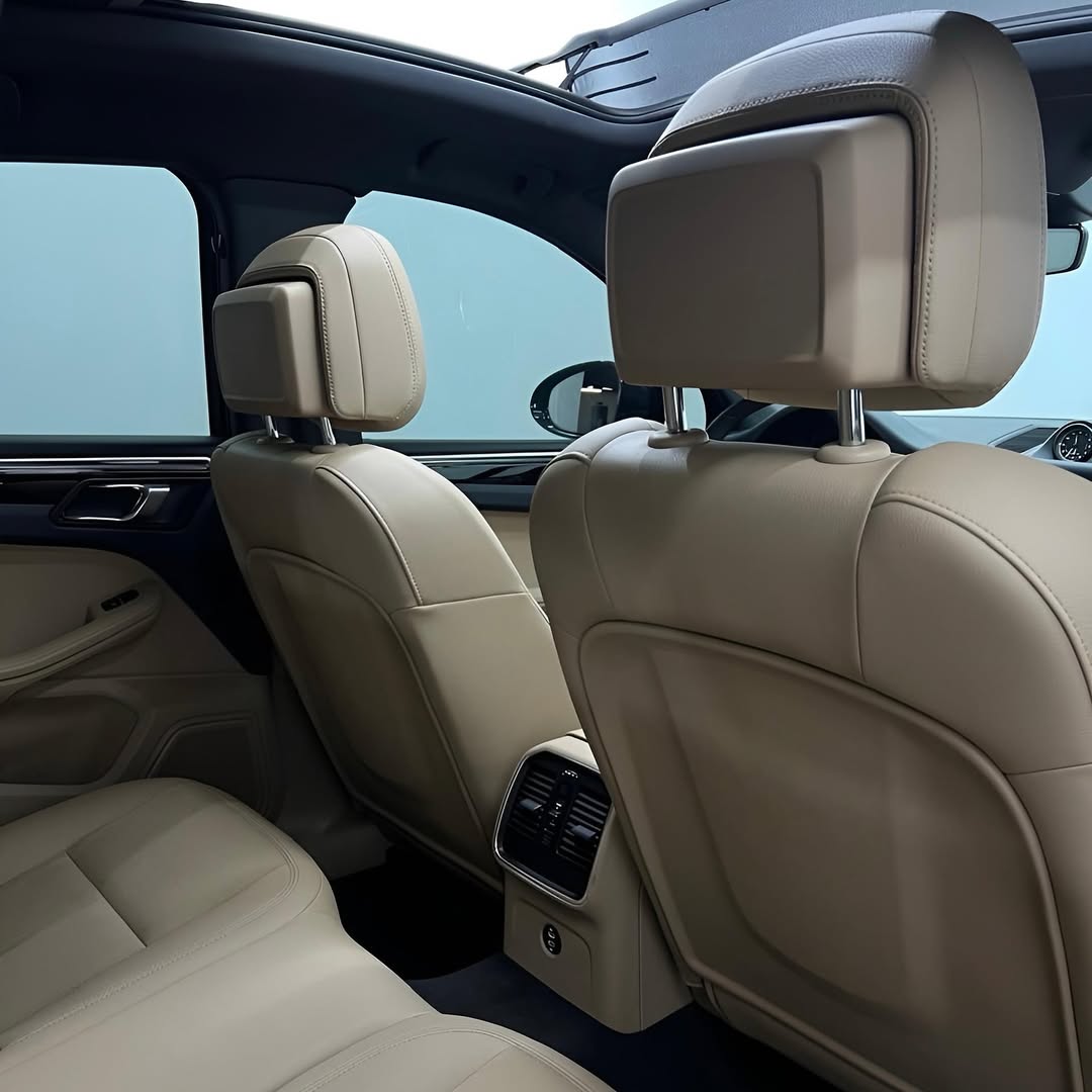 Imagem do Carro 9