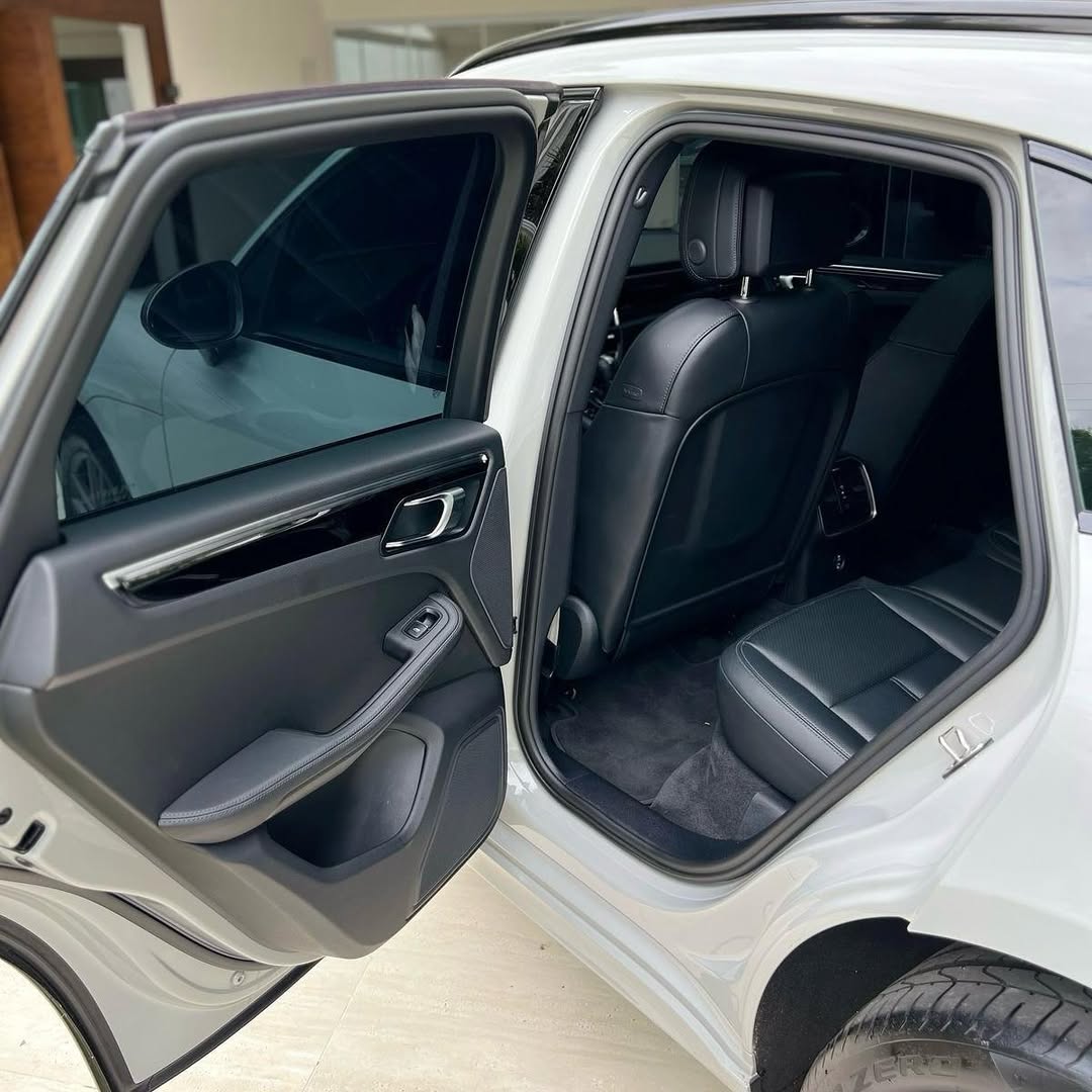 Imagem do Carro 10