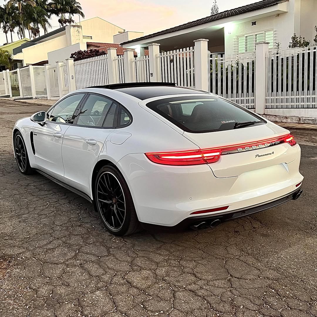 Imagem do Carro 5